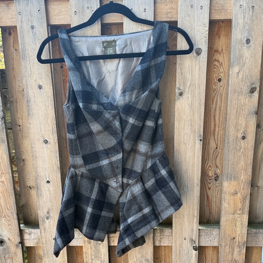 Anthropologie peplum Gray Plaid Vest XS